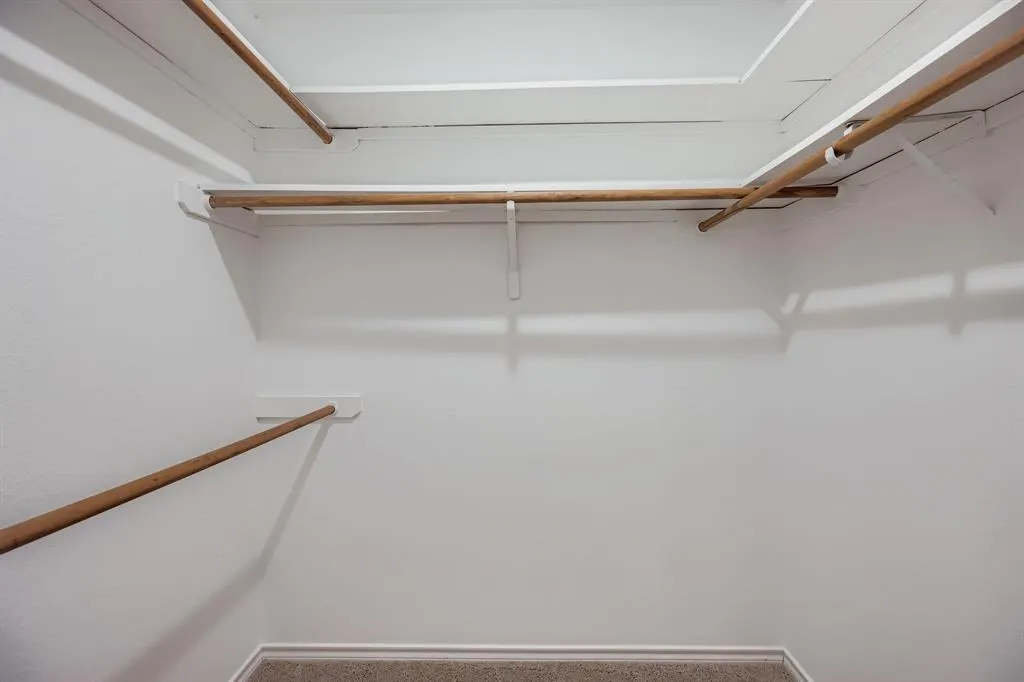 7661 Kings Ridge Road