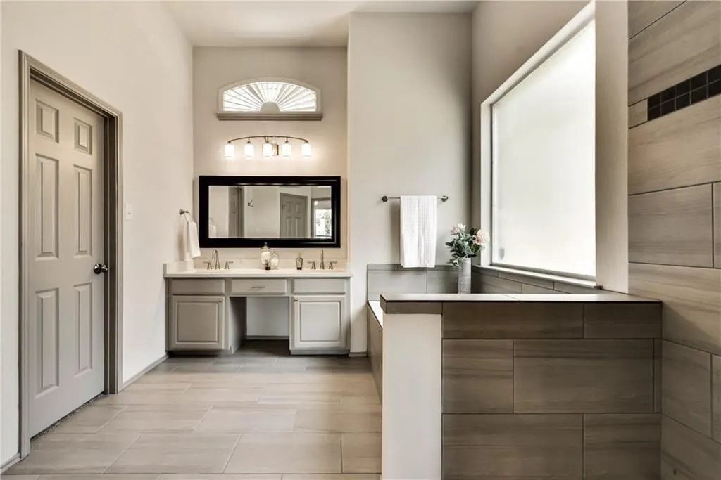 8116 Stone Ridge Drive