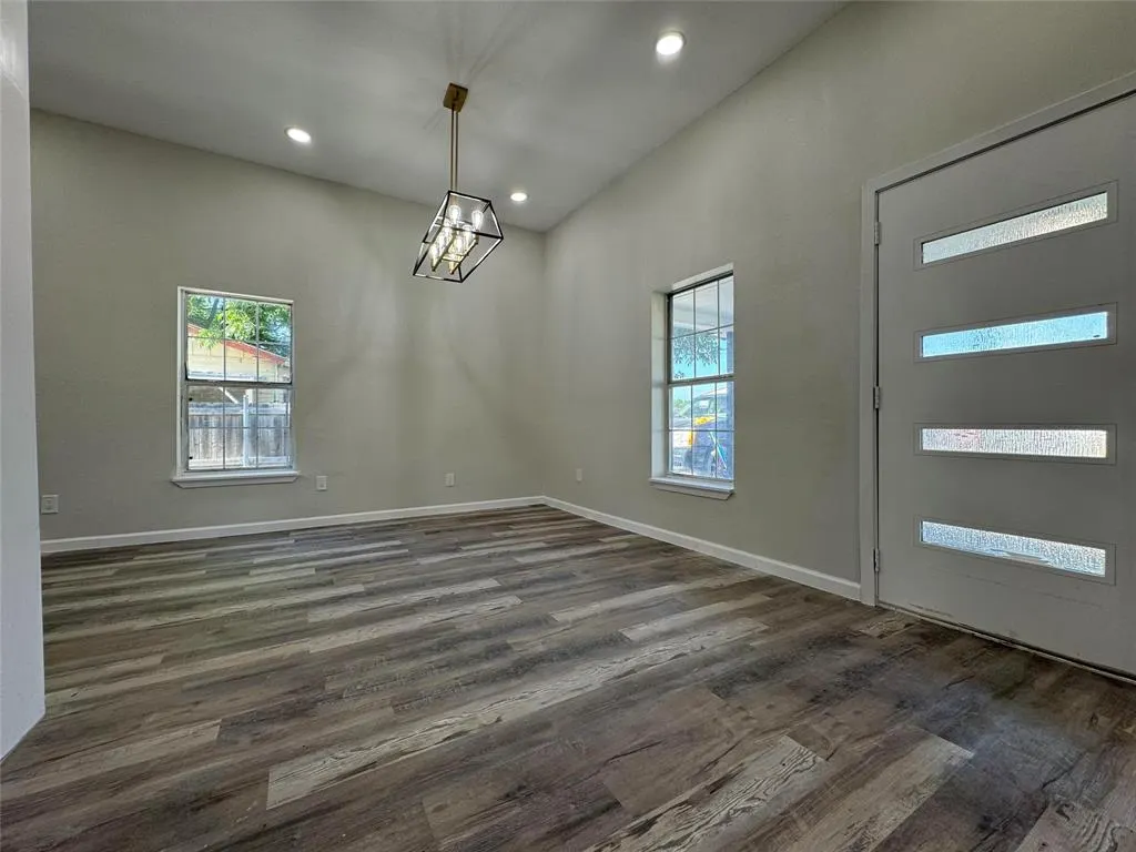 309 S Louisiana Street