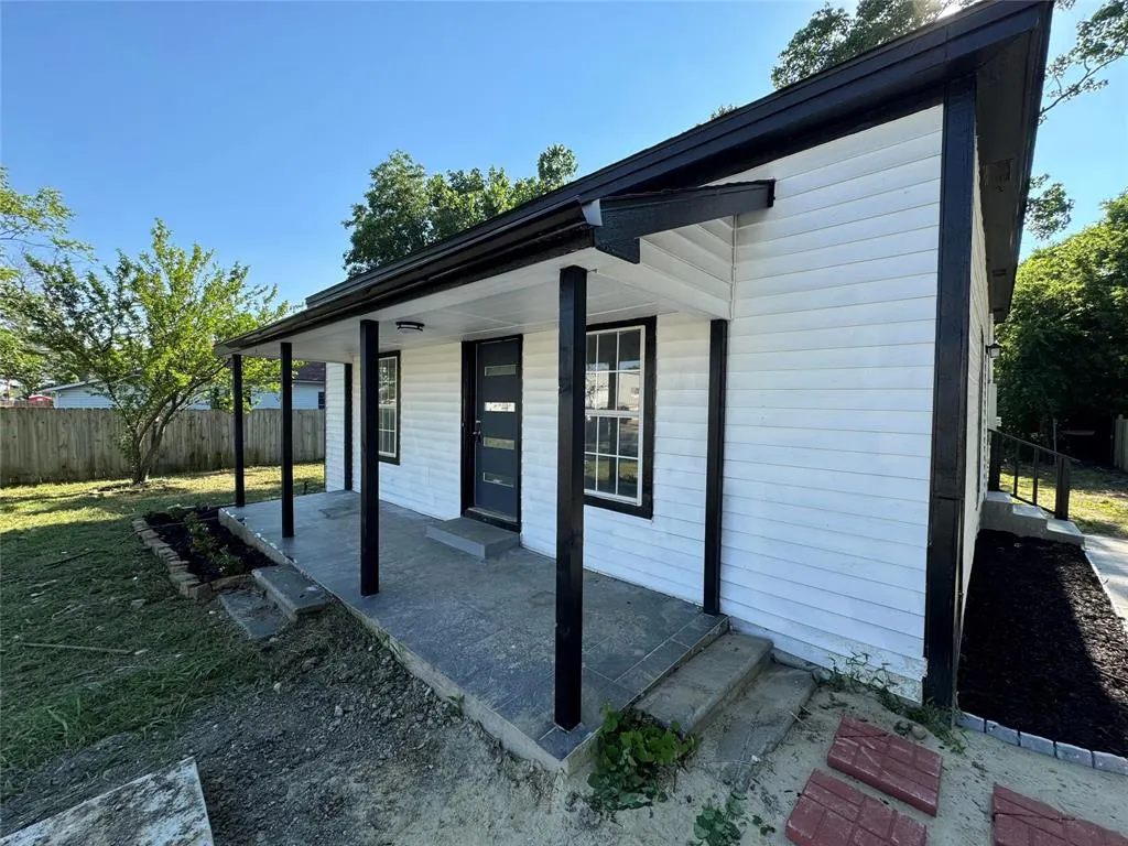 309 S Louisiana Street