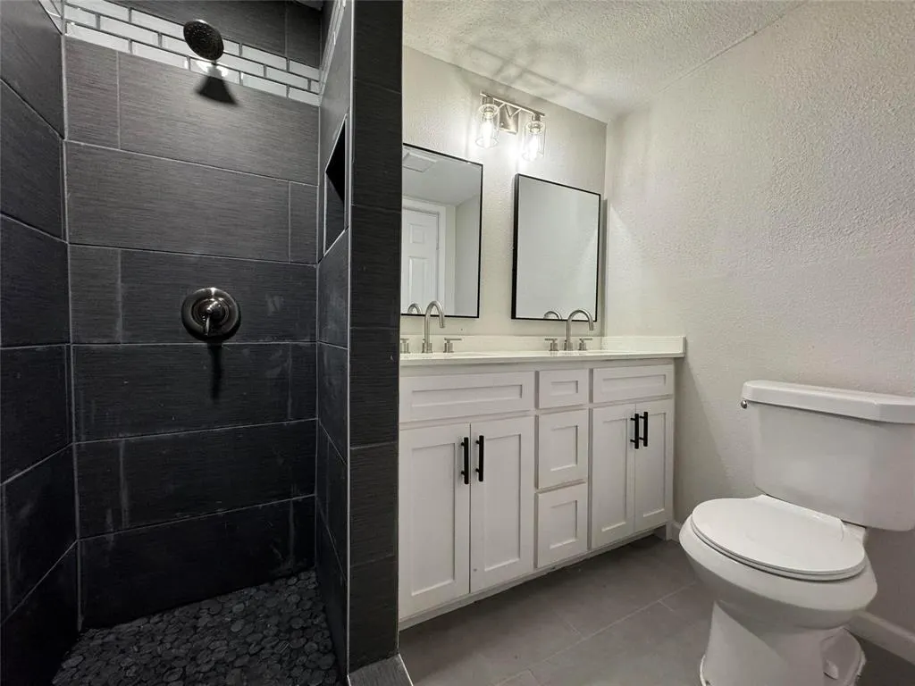 309 S Louisiana Street