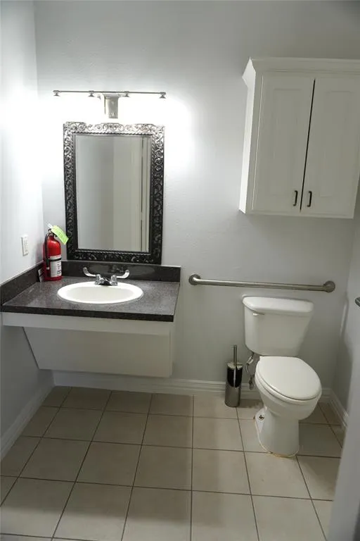 5850 Town and Country Blvd