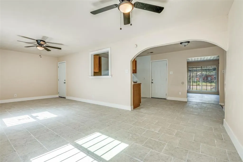 1742 E Red Bird Lane