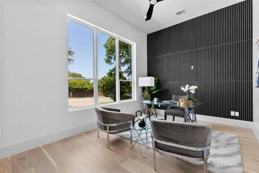 11232 Hillcrest Road