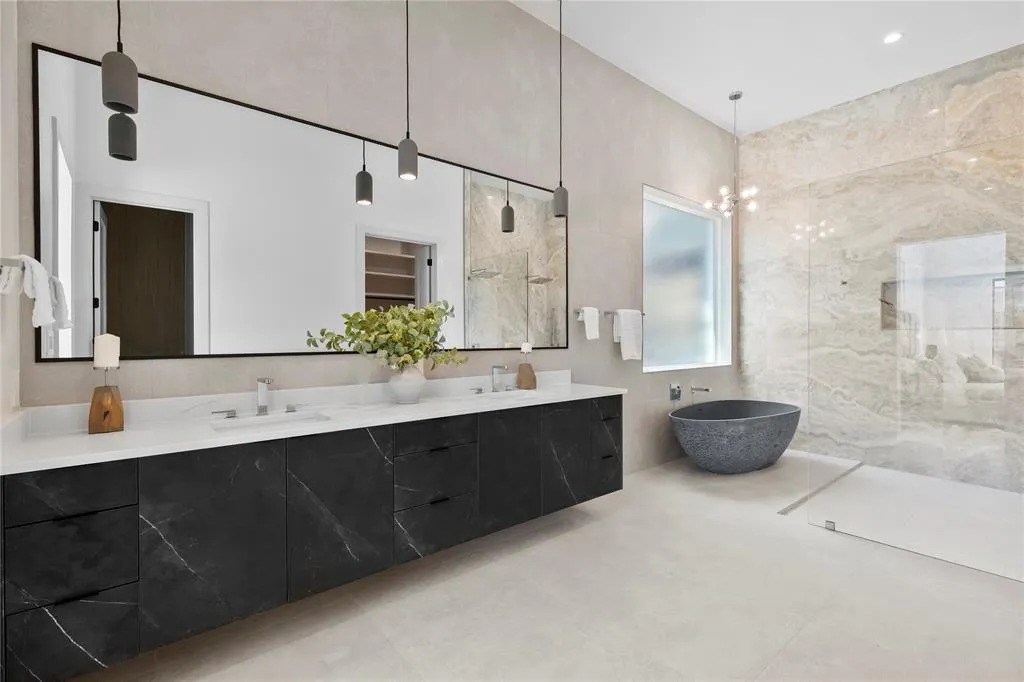 11232 Hillcrest Road