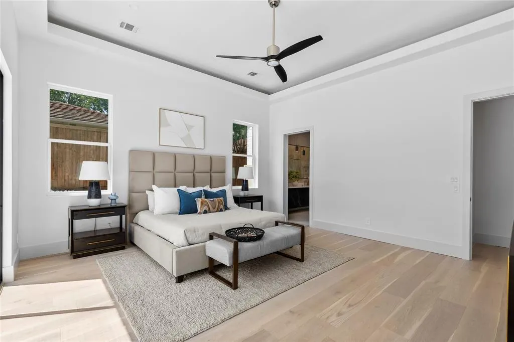 11232 Hillcrest Road