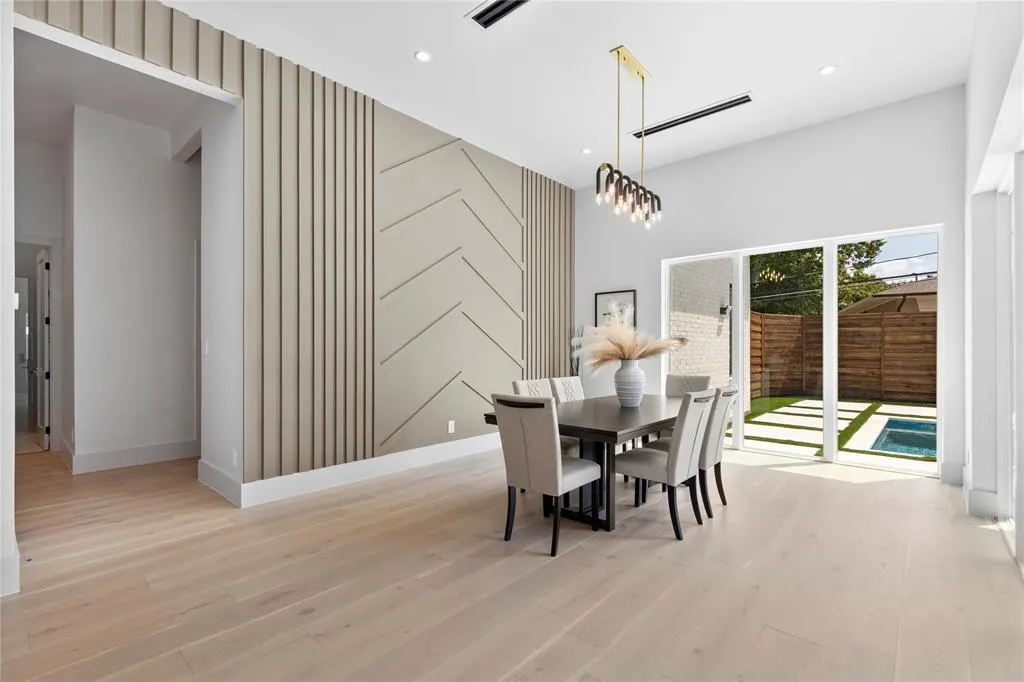 11232 Hillcrest Road