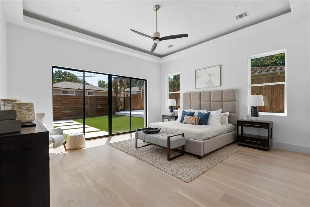 11232 Hillcrest Road