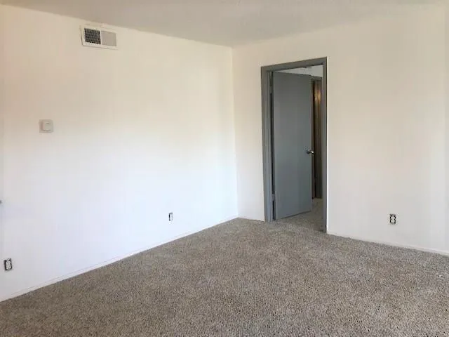 919 S Weatherred Drive, #206