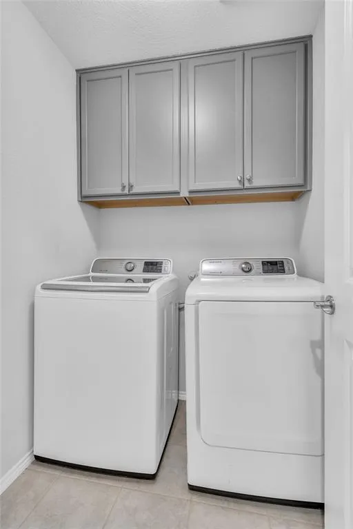 8845 Twin Pines Lane