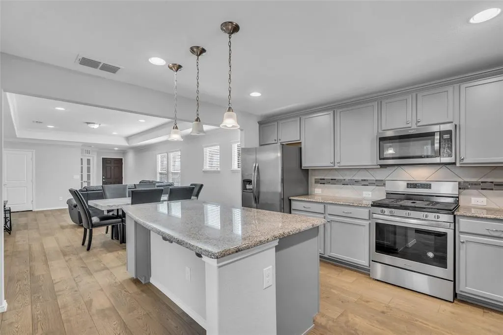 8845 Twin Pines Lane