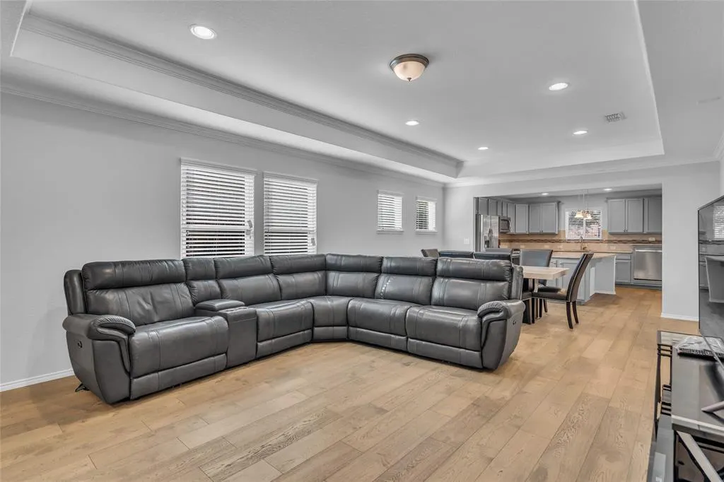 8845 Twin Pines Lane