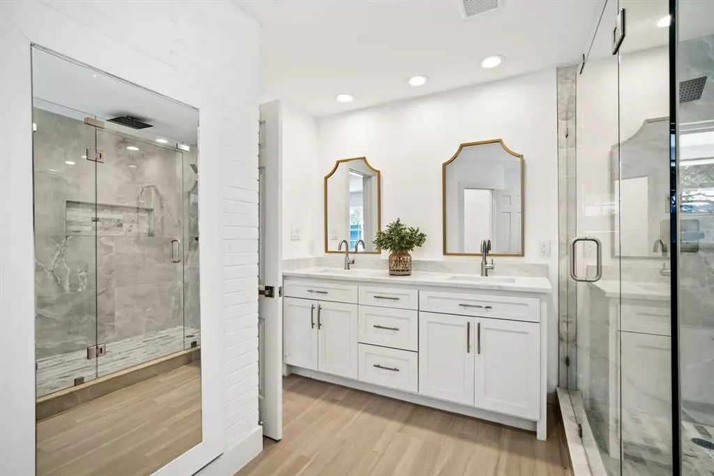 4336 Irvin Simmons Drive