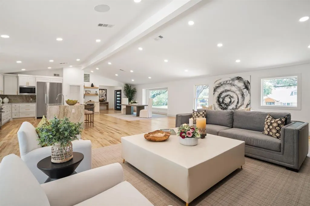 4336 Irvin Simmons Drive