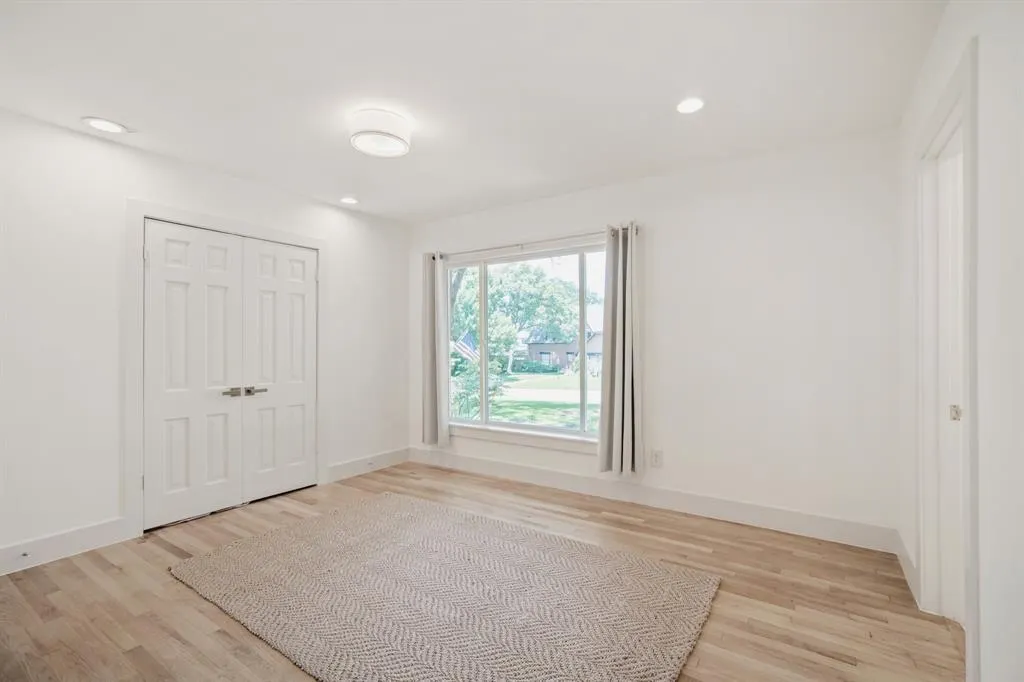 4336 Irvin Simmons Drive