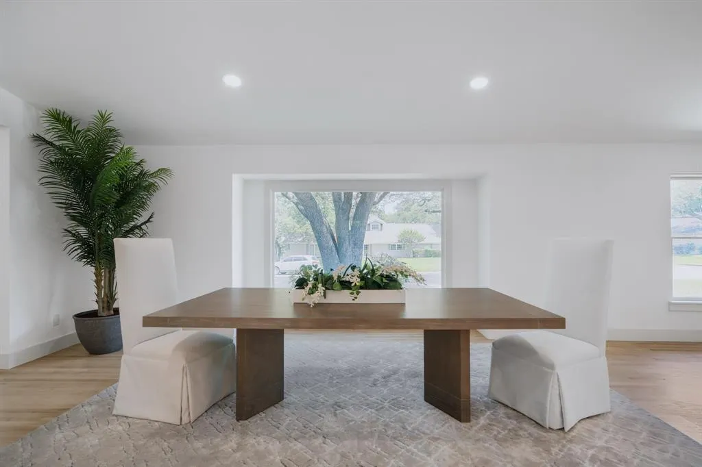 4336 Irvin Simmons Drive