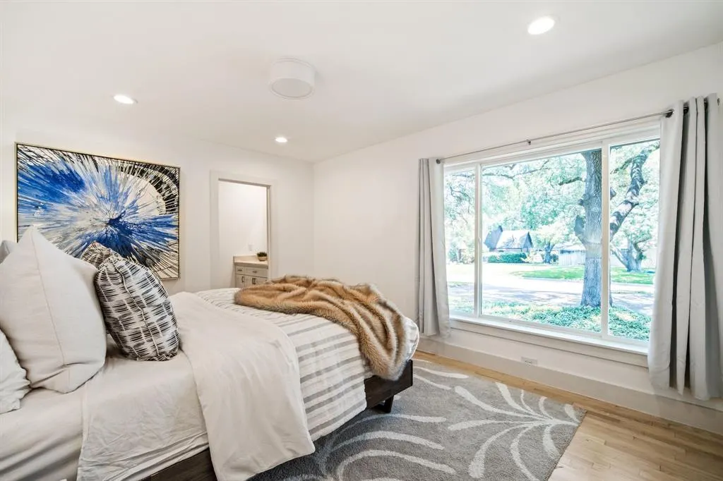 4336 Irvin Simmons Drive