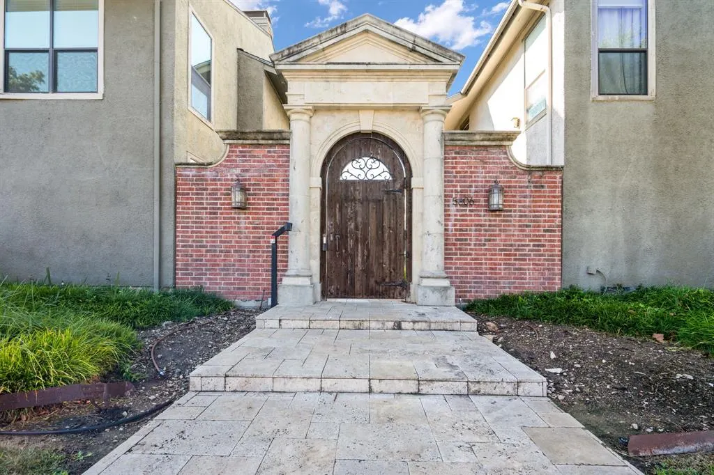 5806 Birchbrook Drive #103
