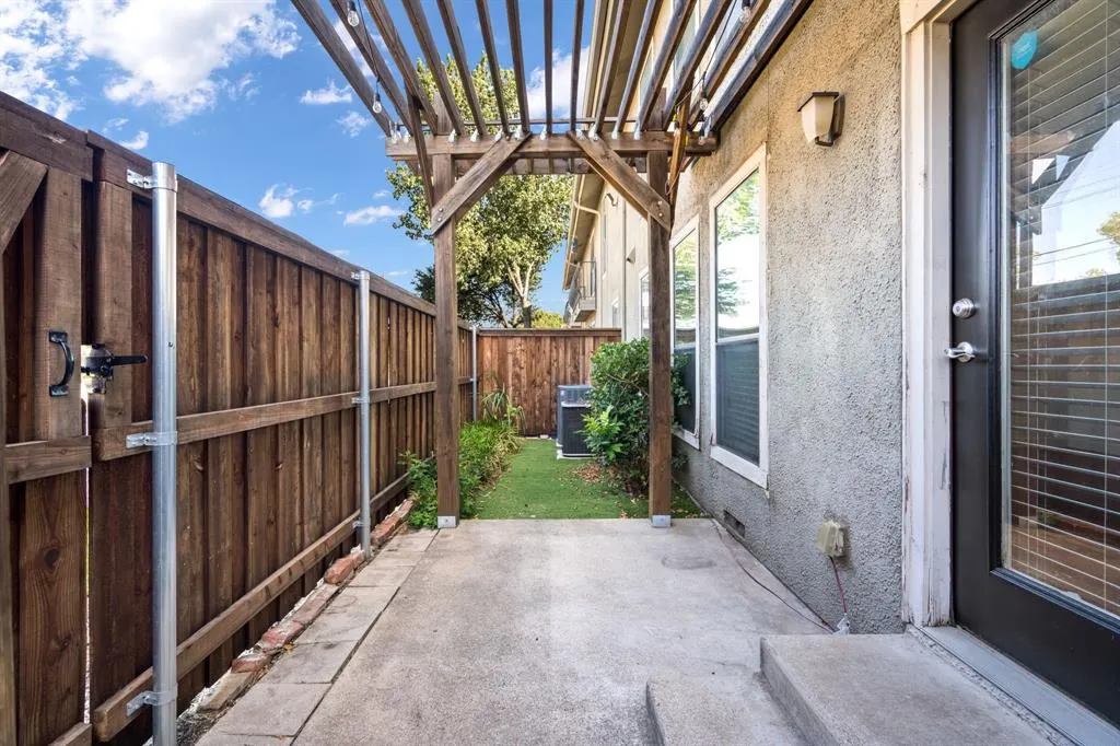 5806 Birchbrook Drive #103