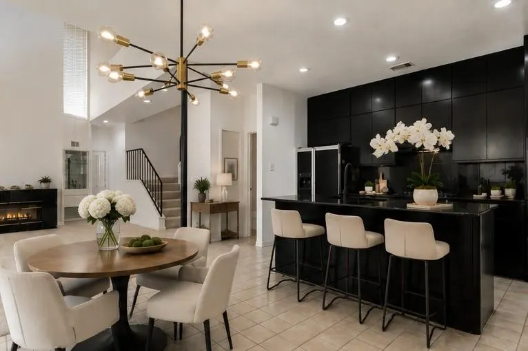 6438 Cedar Hollow Drive