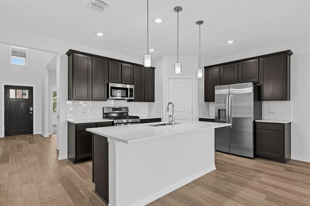 2641 Glacier Road