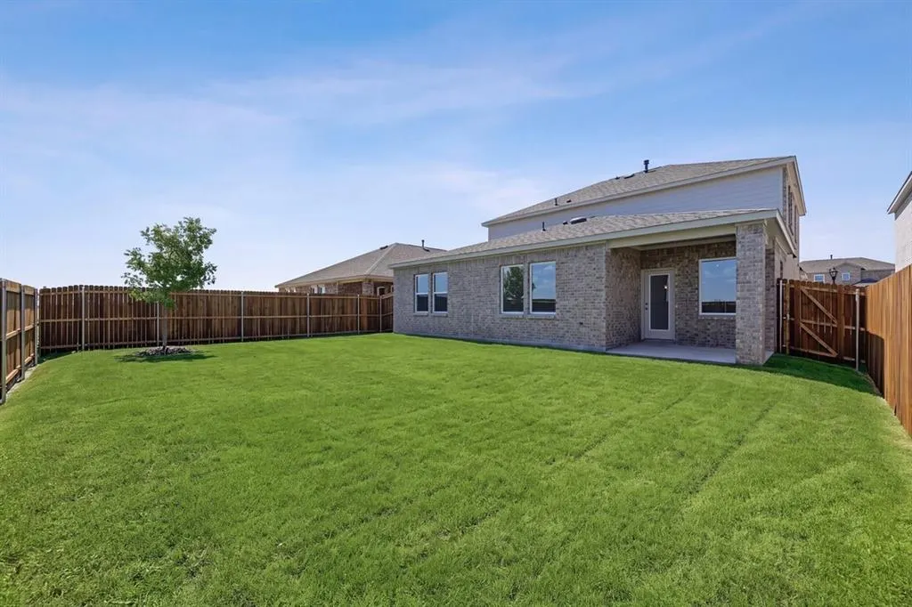 2641 Glacier Road