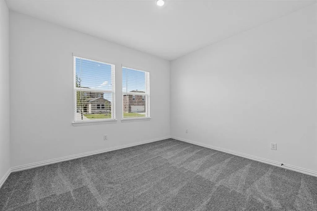 2641 Glacier Road