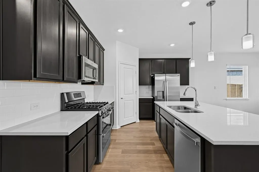 2641 Glacier Road