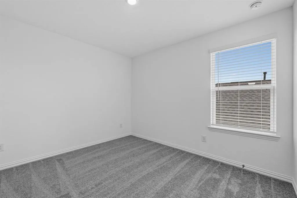2641 Glacier Road