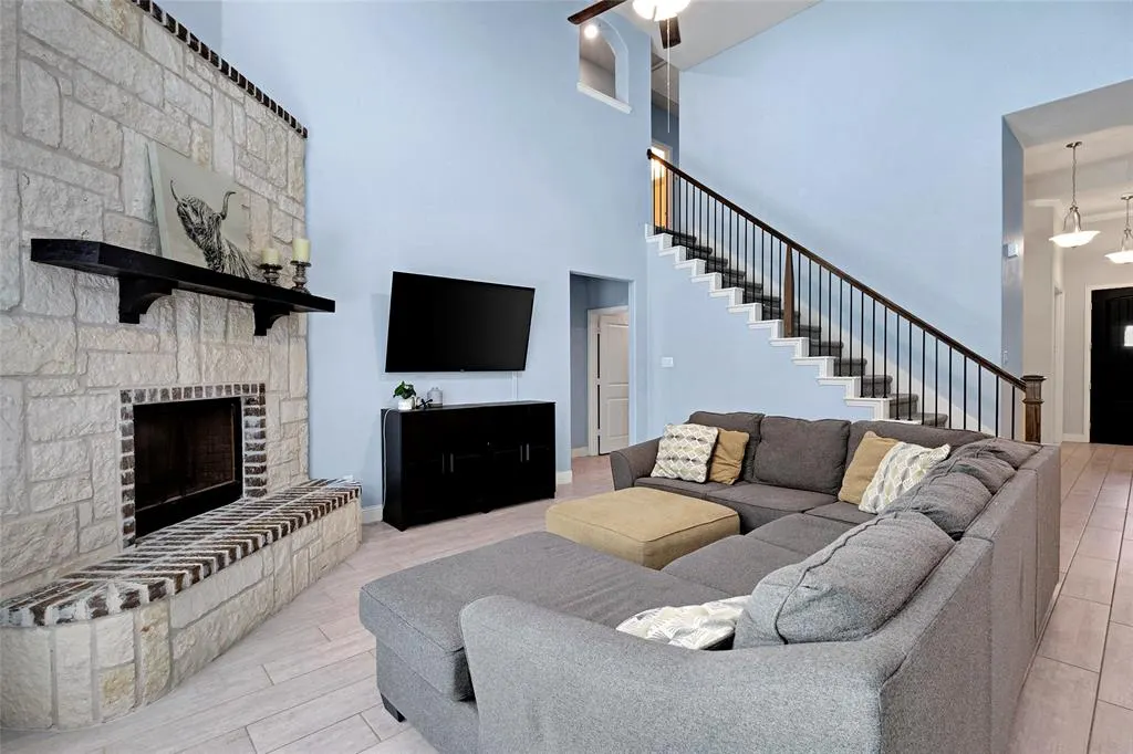 4002 Magnolia Ridge Drive