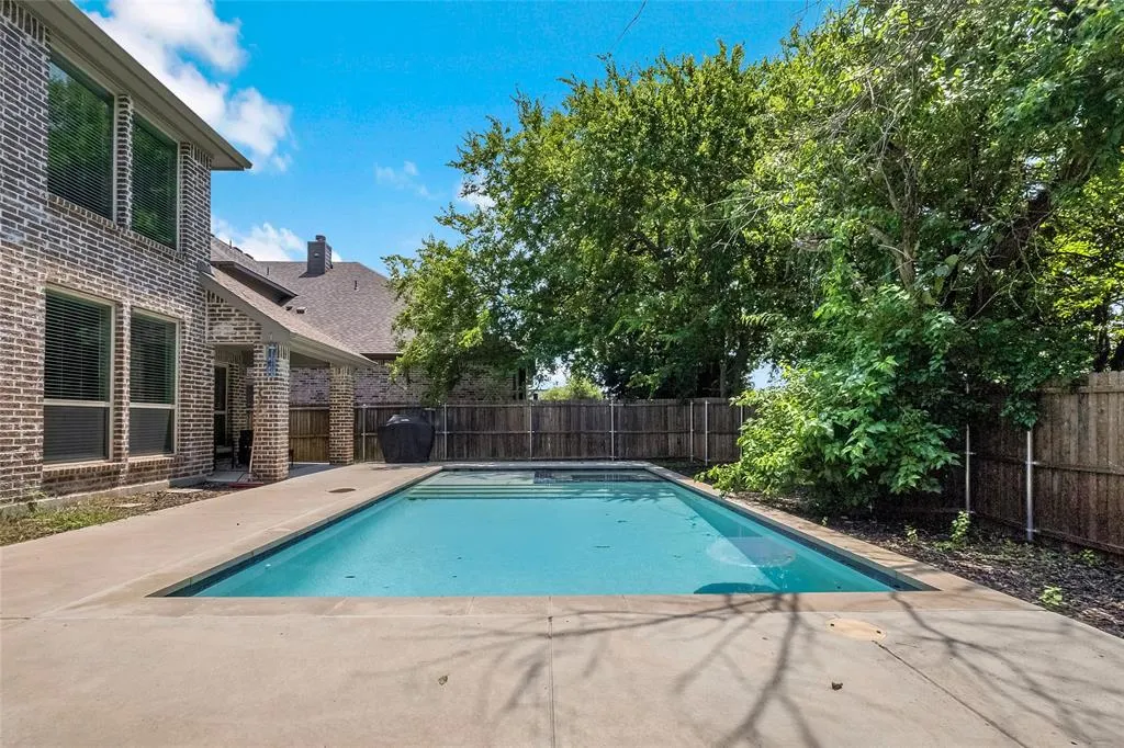 4002 Magnolia Ridge Drive