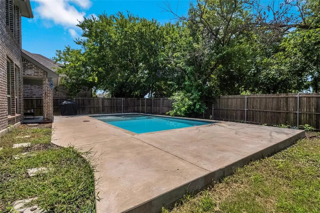 4002 Magnolia Ridge Drive