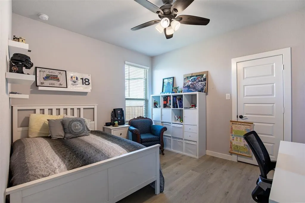 3009 Three Oaks Trail