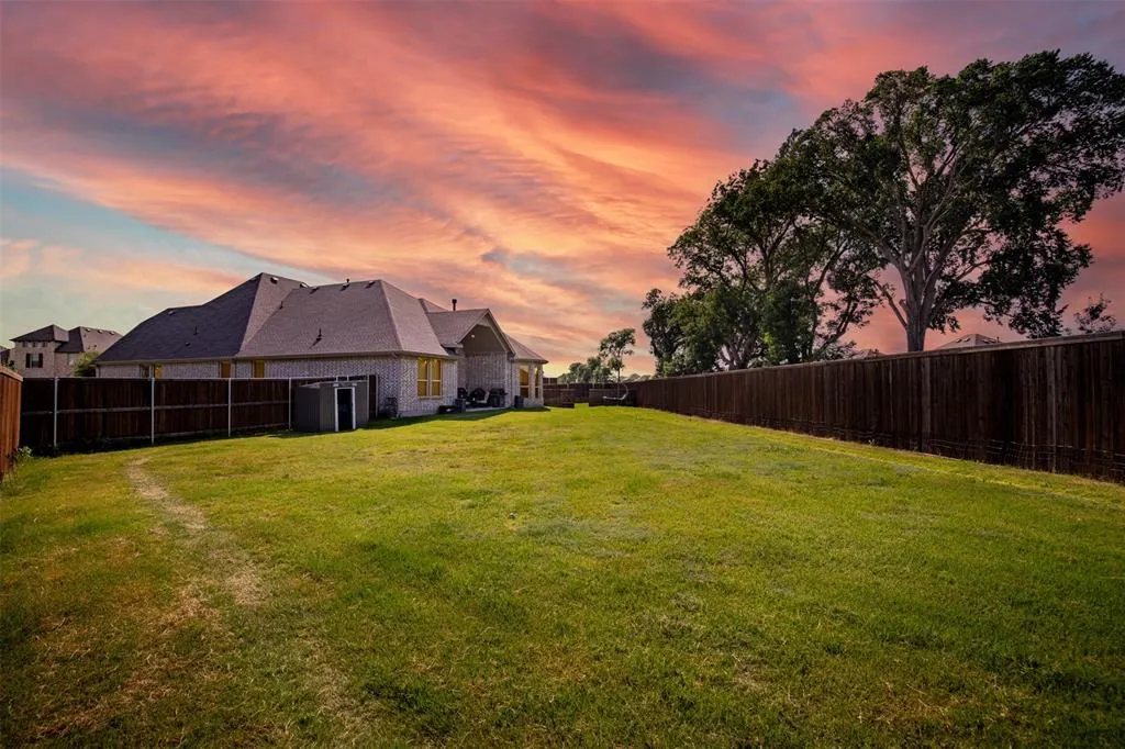 3009 Three Oaks Trail