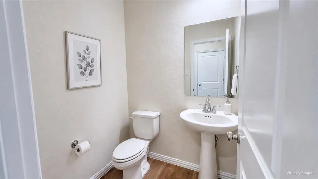 2201 River Trail