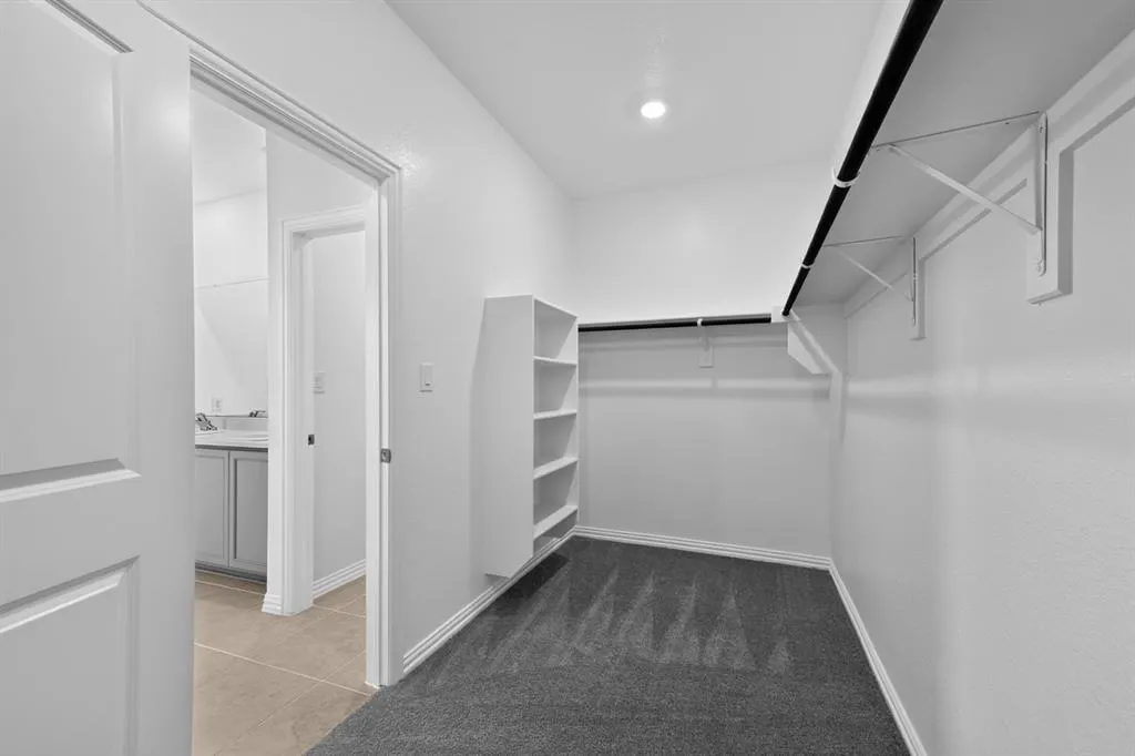 2633 Glacier Road