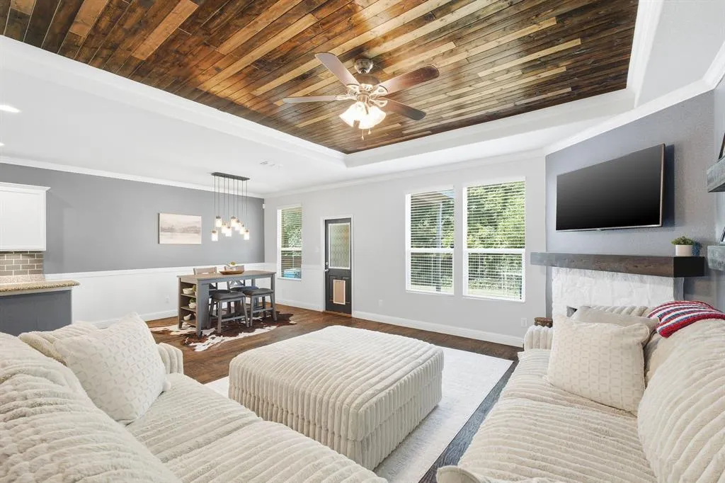 2923 Aspen Way