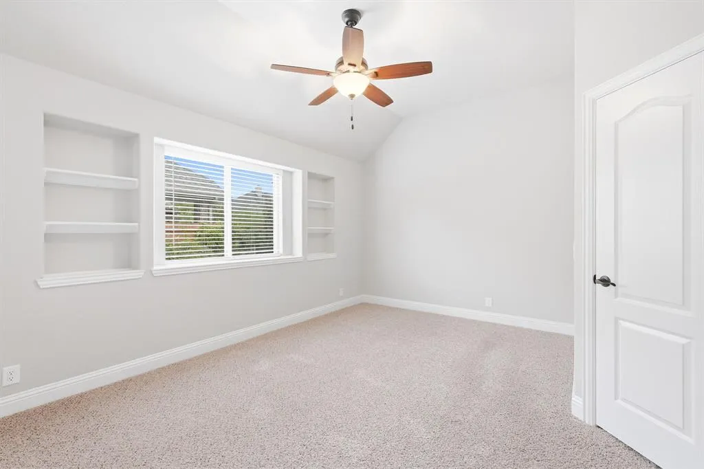 4404 Juniper Lane