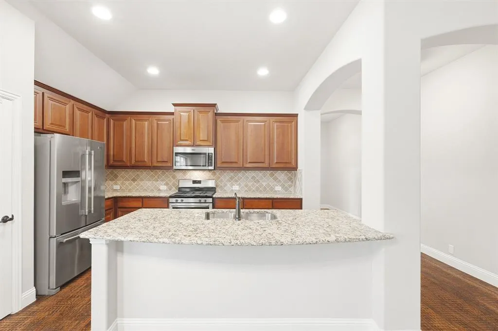 4404 Juniper Lane