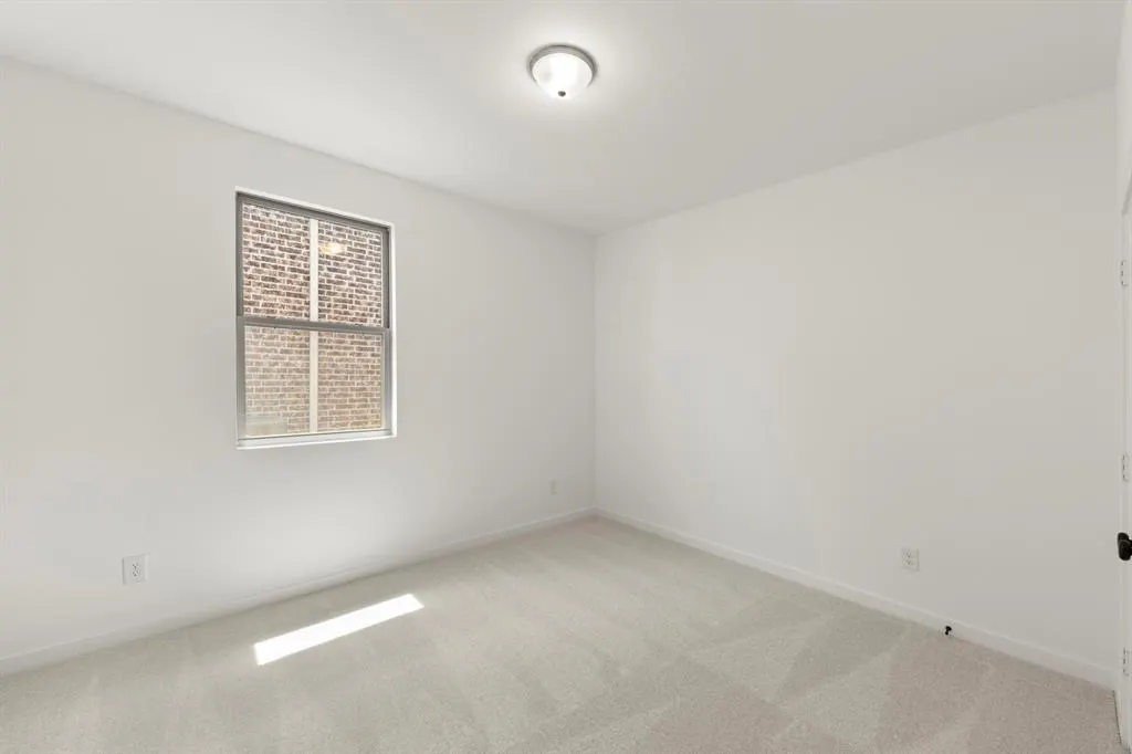 4313 Bellflower Lane