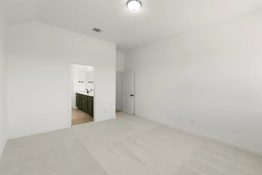 4313 Bellflower Lane
