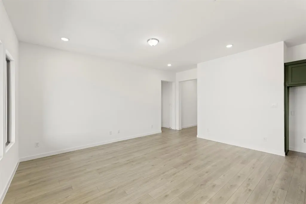 4313 Bellflower Lane
