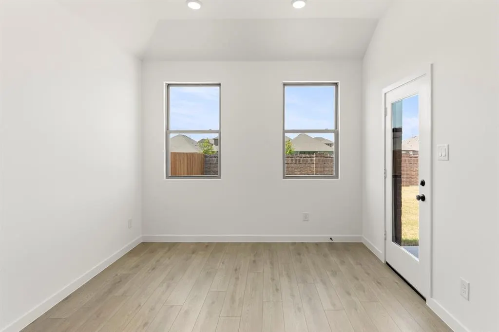 4313 Bellflower Lane