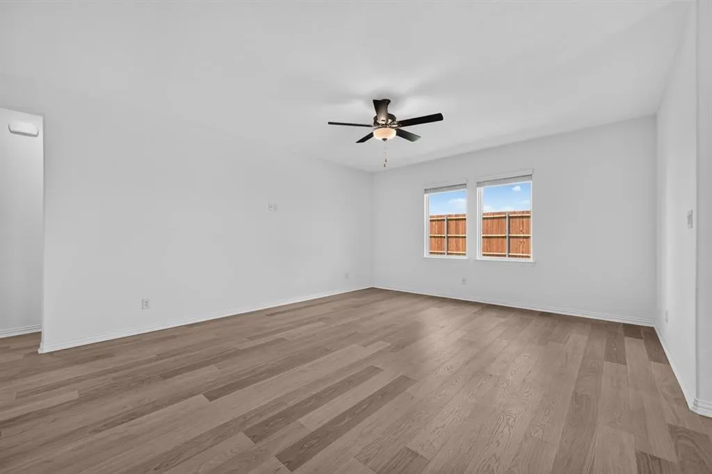 2636 Glacier Road