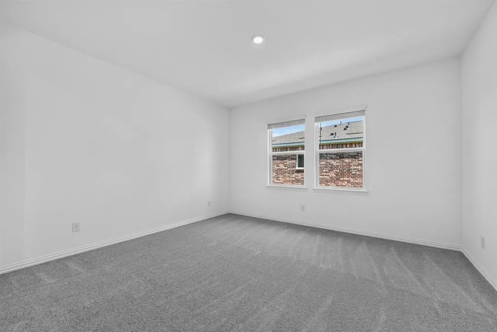 2636 Glacier Road