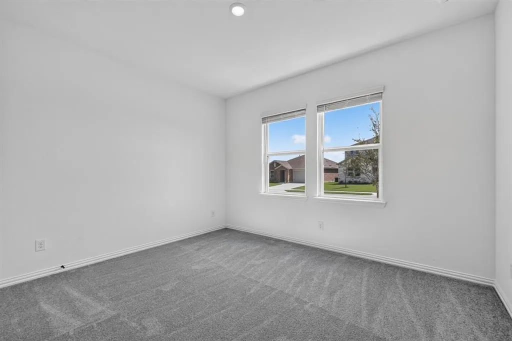 2636 Glacier Road