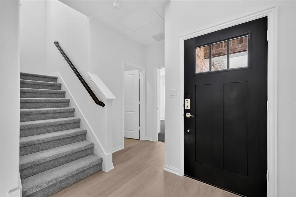 2636 Glacier Road