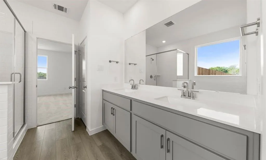 4317 Bellflower Lane