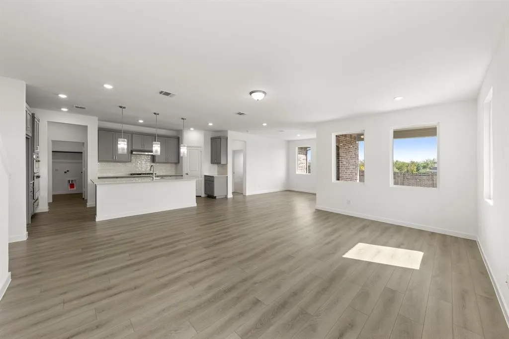 4317 Bellflower Lane