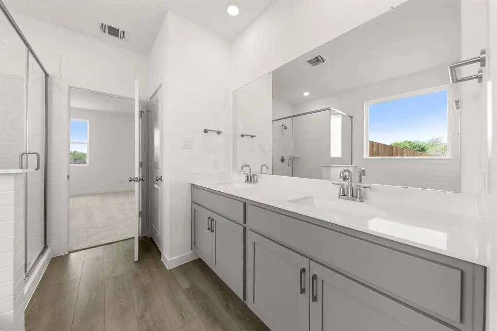4317 Bellflower Lane
